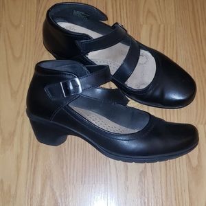 used 4 times, black maryjane shoes